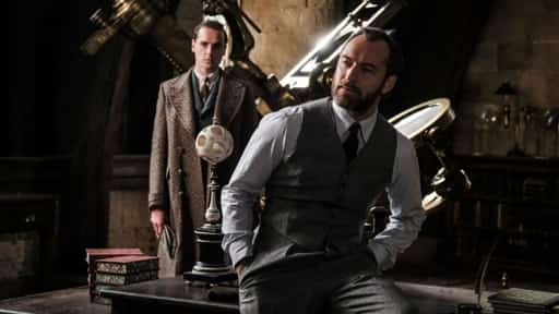 Jude Law in Fantastic Beasts The Crimes of Grindelwald